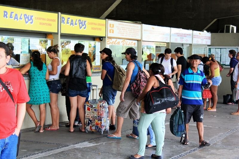 Empresas terão aumento na frota de ônibus para garantir viagens dos passageiros na Rodoviária de João Pessoa neste fim de ano