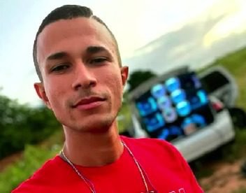 Jovem morre após colisão entre veículos em Santa Rita