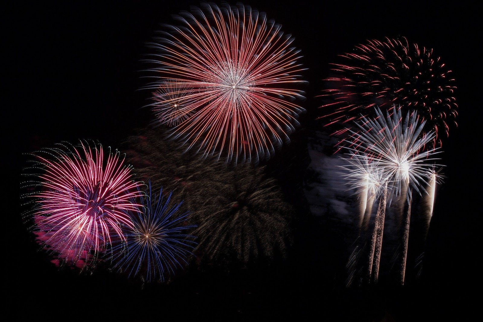 Paraíba tem leis contra fogos de artifício com estampido, mas desrespeito ainda persiste